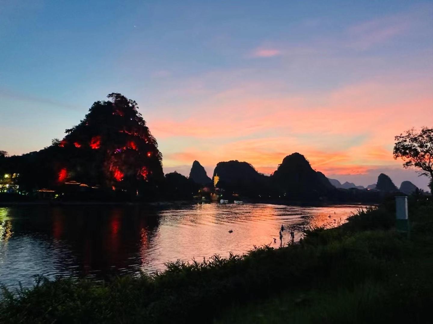 Li River Resort Villa Hotel Гуейлин Екстериор снимка